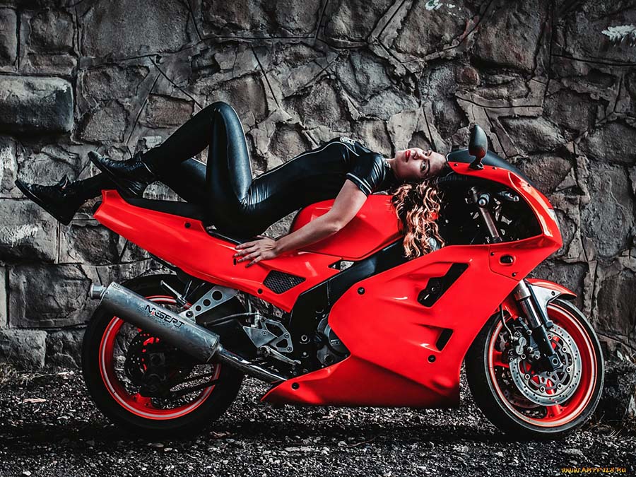 Beautiful girl Beautiful girls and motorcycles in Kawasaki