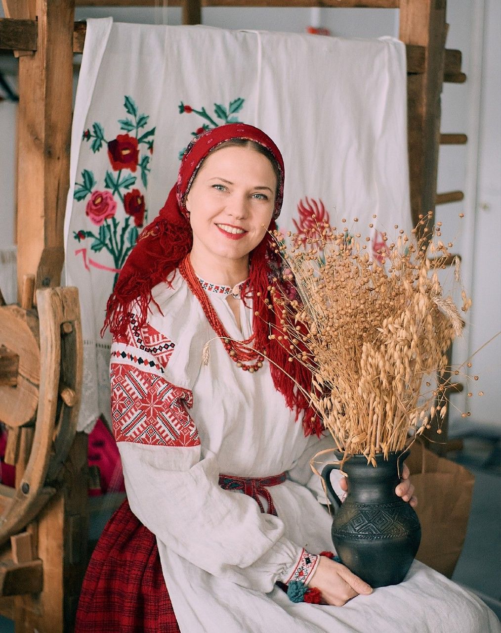 Women in Slavic costumes in Kawasaki
