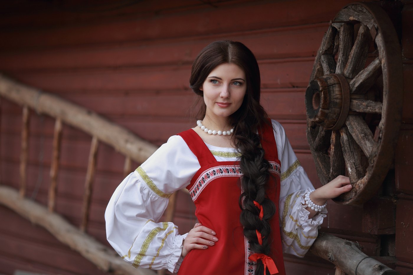 Girls in Slavic costumes in Kawasaki