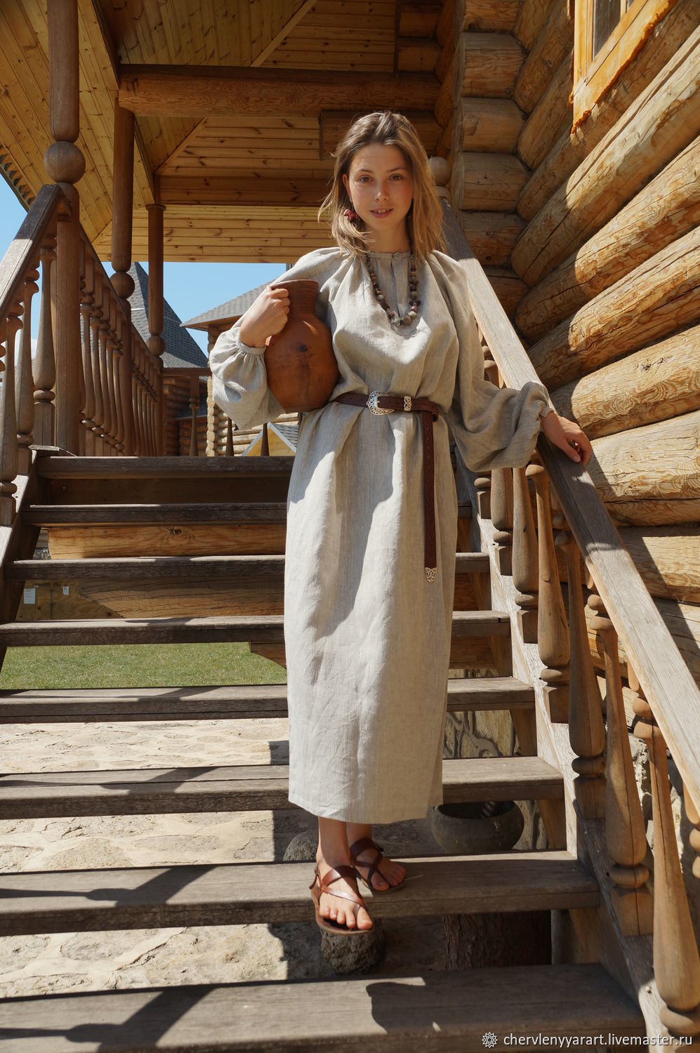 Girls in Slavic costumes in Kawasaki